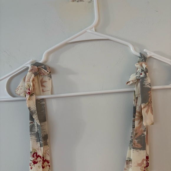 reformation cream & colourful hawaiian beach themed tie strap flowy mini dress🏝️ - Picture 2 of 8